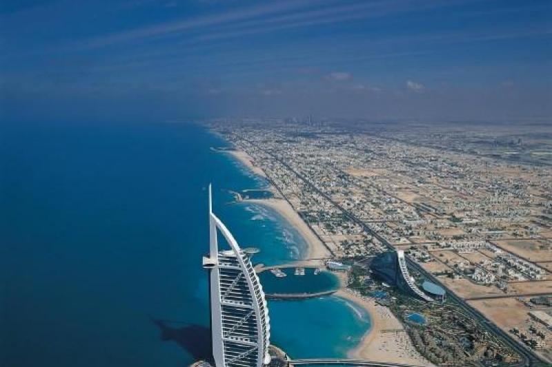 Tavaszi szünet Dubajban: csoportos városlátogatás tengerparti pihenéssel