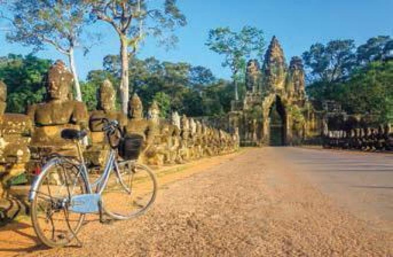 Dél-Vietnám és Kambodzsa felfedezése thaiföldi trópusi nyaralással 2024