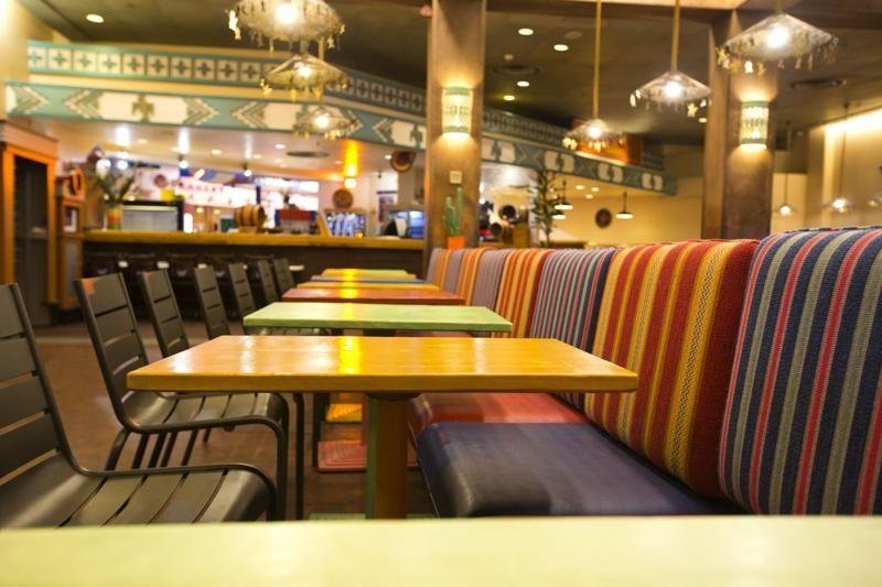 Disneyland csoportosan, párizsi városnézéssel 2024. szept.29-október 2. - Disney Hotel Santa Fe