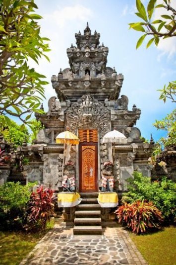 Látogatás Szingapúrban, Jáva és Bali szigetein