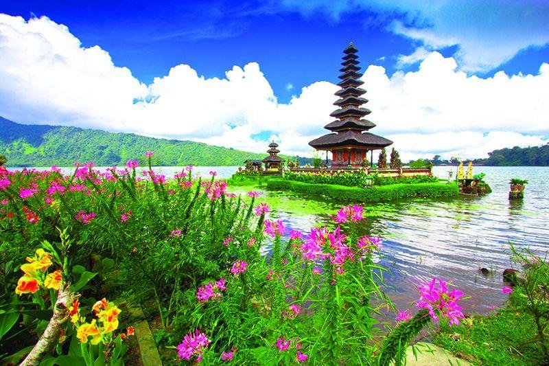 Látogatás Szingapúrban, Jáva és Bali szigetein