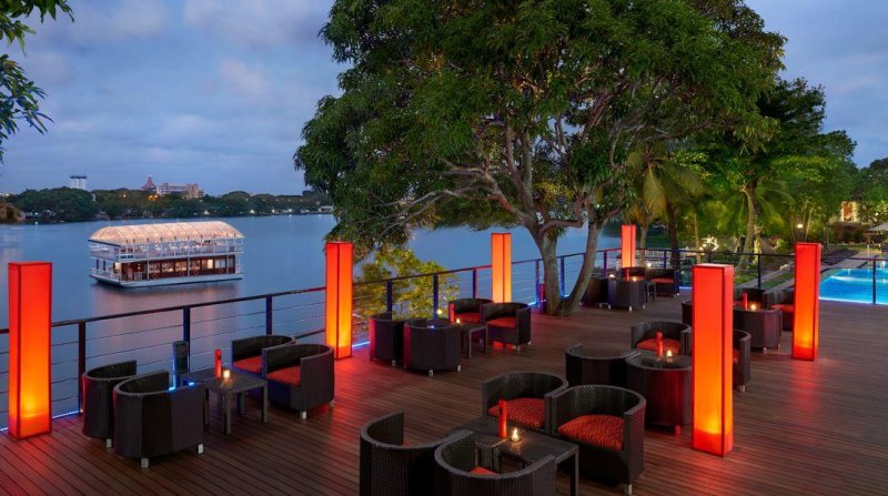 Srí Lankán a tavaszi szünetben, pihenéssel a tengerparton