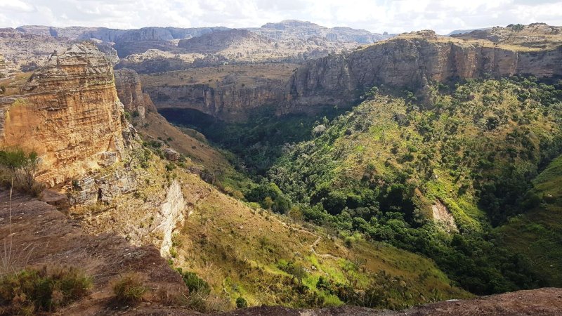 Húsvéti körutazás Madagaszkár déli tájain - kiscsoportos körutazás tengerparti pihenéssel