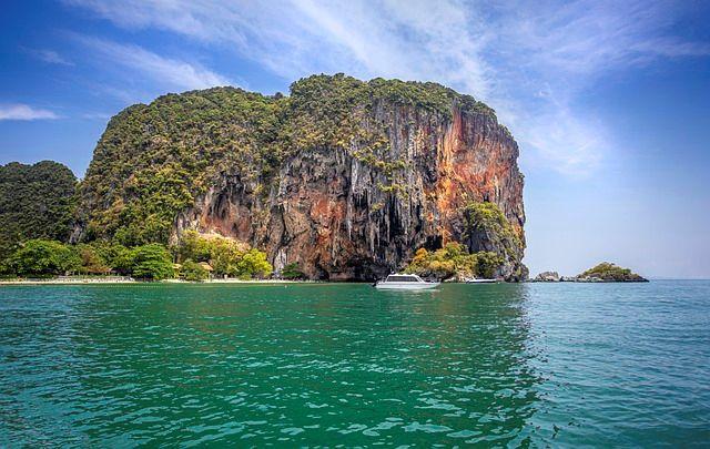 A sokszínű Bangkok és a fenséges Angkor és Ayutthaya felfedezése, pihenéssel Koh Chang szigetén