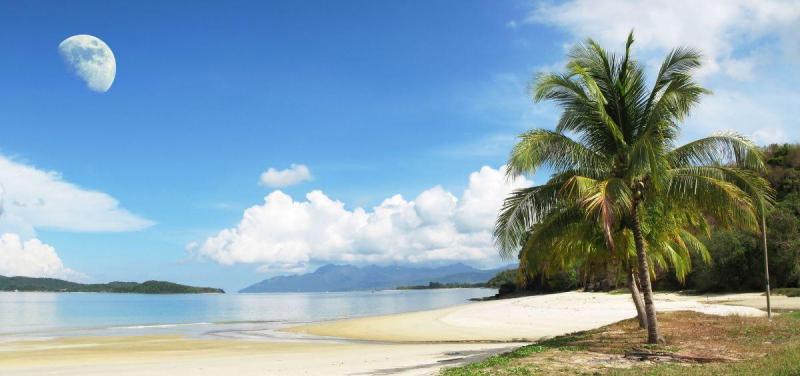 Borneó és a Brunei Szultanátus, pihenéssel Langkawi tengerpartján