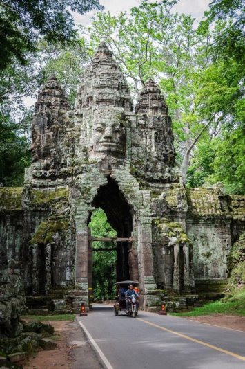 Dél-Vietnam, Kambodzsa és Bangkok felfedezése thaiföldi trópusi pihenéssel szilveszterkor
