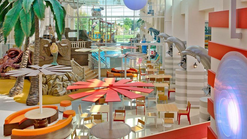 Disneyland csoportosan, párizsi városnézéssel 2026. június 3 - 6. - Explorers Hotel