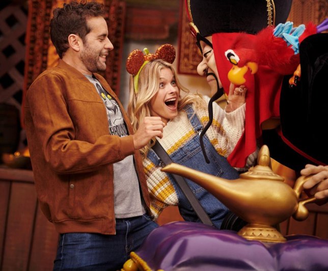 Disneyland csoportosan, párizsi városnézéssel 2026. október 21 - 24. - Disney Hotel Cheyenne