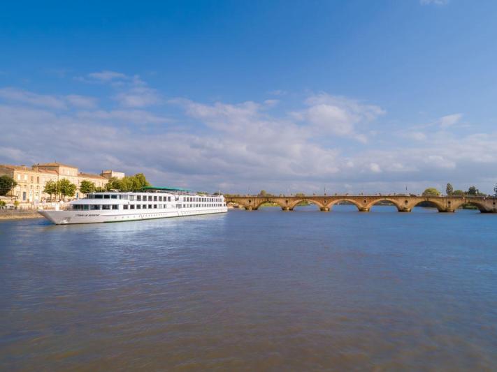 Franciaországi folyami csoportos hajóút 2026 – Bordeaux és a Garonne borvidékén