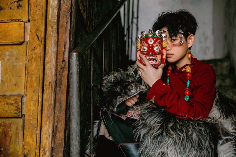 Kína ikonikus csodái - Tibet misztikuma, hajózás a Jangcén és Zhangjiajie lebegő hegyei csoportosan