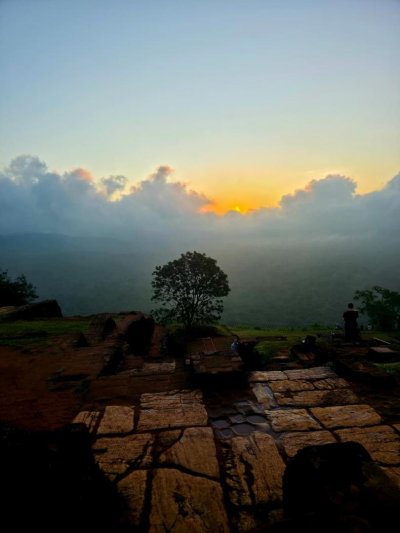 Körutazás Srí Lankán, pihenéssel a Maldív-szigeteken, Kőváry Anett jógaterapeutával