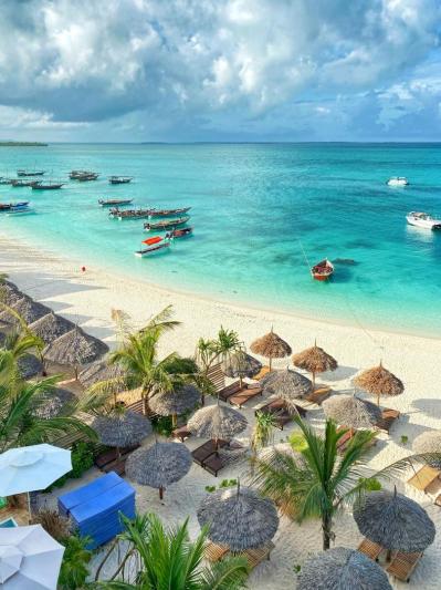 Serengeti szafari program pihenéssel Zanzibár szigetén - 2027. március