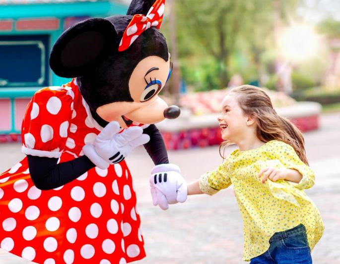 Utazás Disneyland meseországba, párizsi városnézéssel