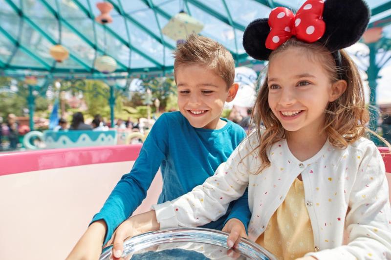 Utazás Disneyland meseországba, párizsi városnézéssel