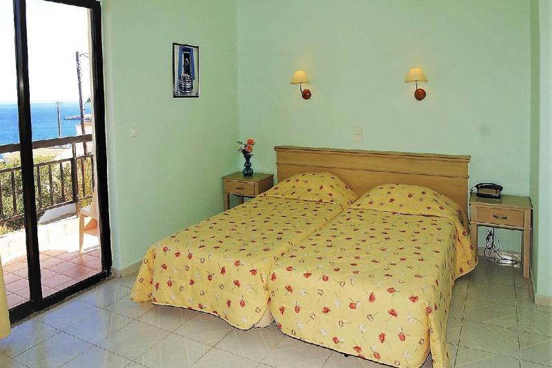 Karpathos Pigadia utazás 7 STARS Hotel