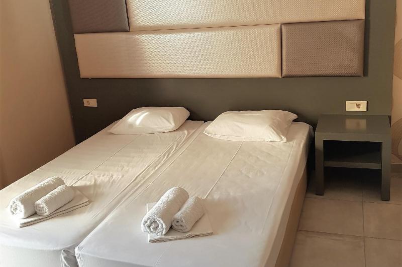 Zakynthos Laganas utazás Aktypis Apartmanház