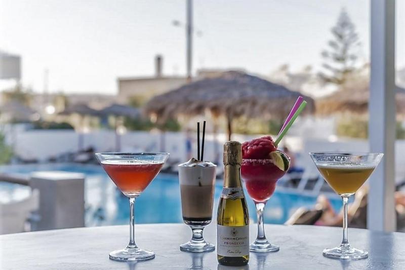 Szantorini Kamari utazás Alexandra Hotel