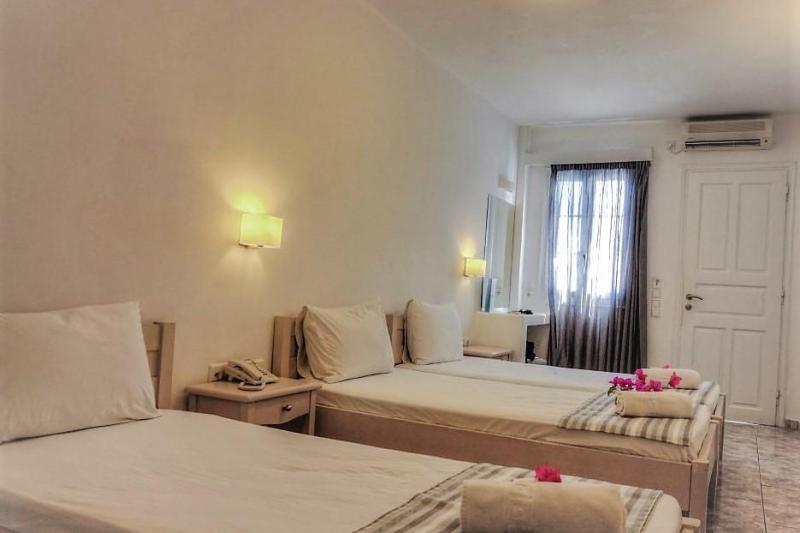 Szantorini Kamari utazás Alexandra Hotel