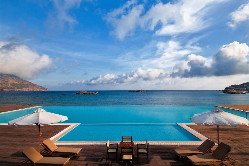 Karpathos Pigadia utazás Alimounda Mare Hotel