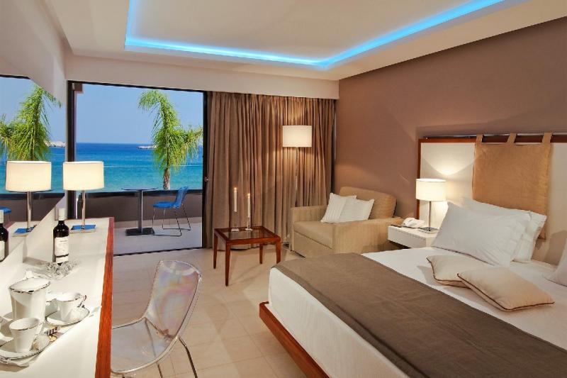 Karpathos Pigadia utazás Alimounda Mare Hotel