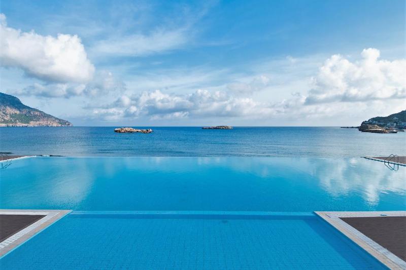 Karpathos Pigadia utazás Alimounda Mare Hotel