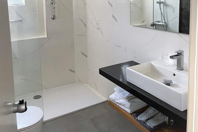 Karpathos Pigadia utazás Alos Suites (ex Possirama Bay)