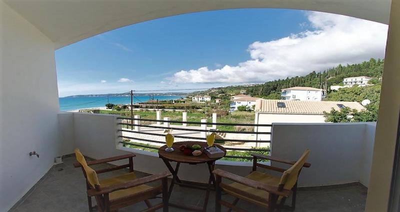 Kefalonia Lourdas utazás Aridas At The Beach