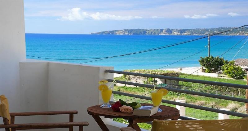 Kefalonia Lourdas utazás Aridas At The Beach