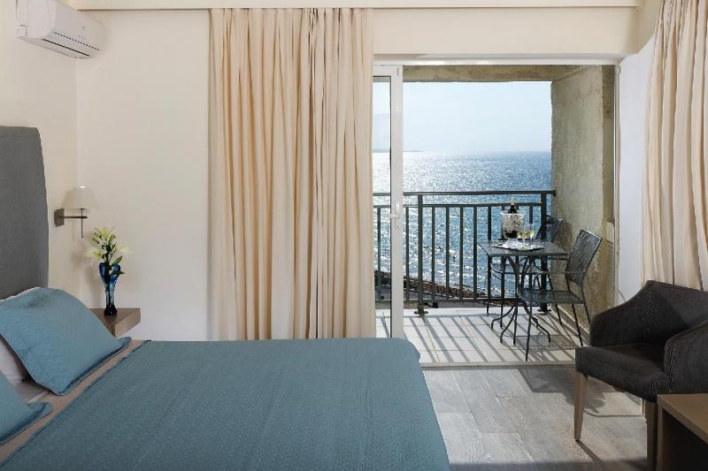 Kréta Kokkini Hani utazás Arina Beach Resort