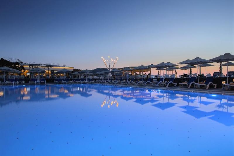 Kréta Kokkini Hani utazás Arina Beach Resort