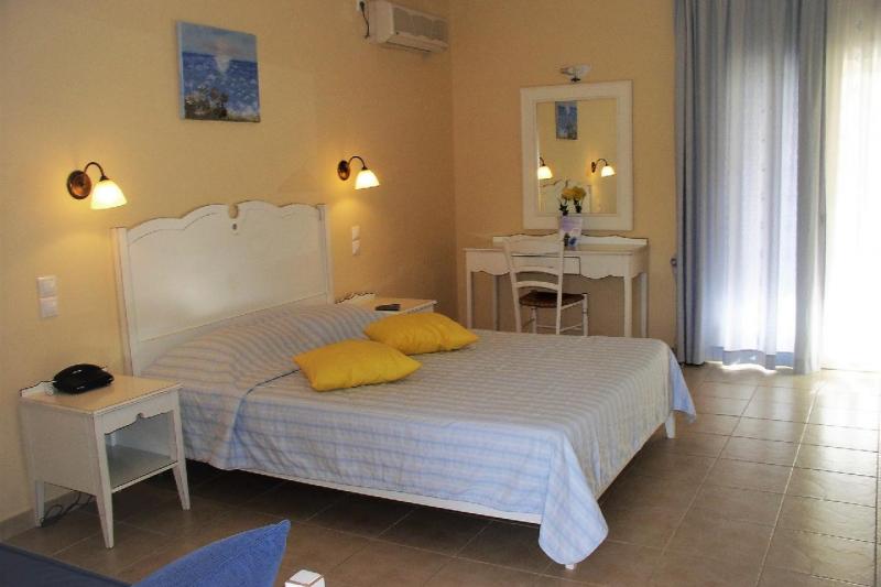 Kefalonia utazás Astra Village Hotel