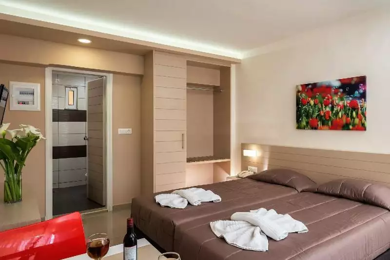 Atrion Hotel Kréta Agia Marina