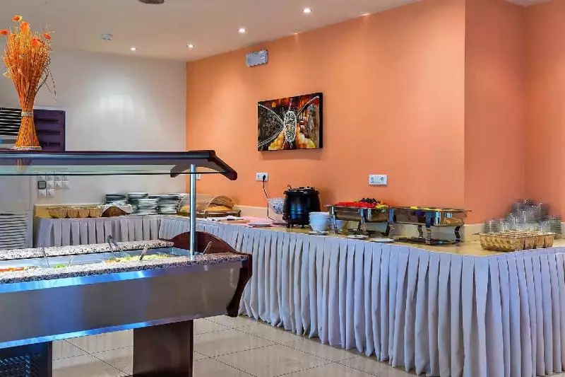 Atrion Hotel Kréta Agia Marina