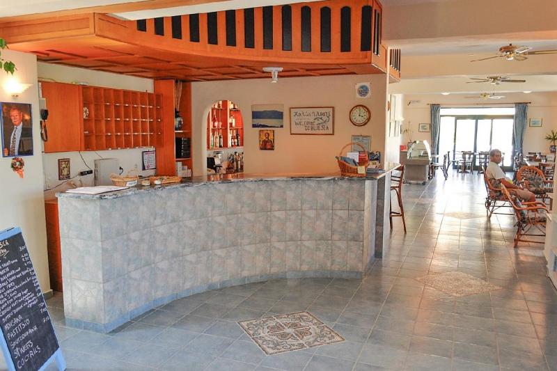 Karpathos Amoopi utazás Blue Sea Hotel