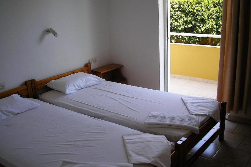 Kréta Gouves utazás Dimitra apartmanház