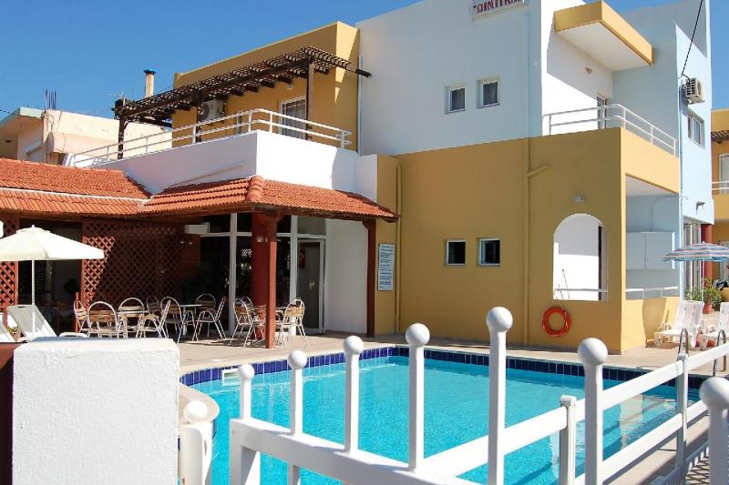 Kréta Gouves utazás Dimitra apartmanház