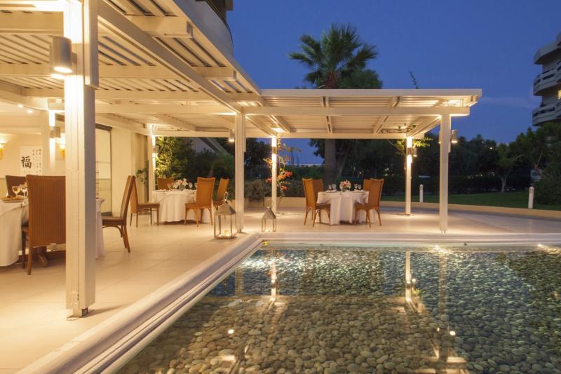 Rodosz Ialyssos utazás Electra Palace