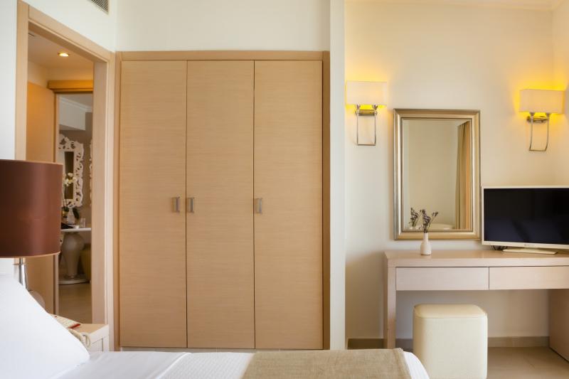 Rodosz Ialyssos utazás Electra Palace