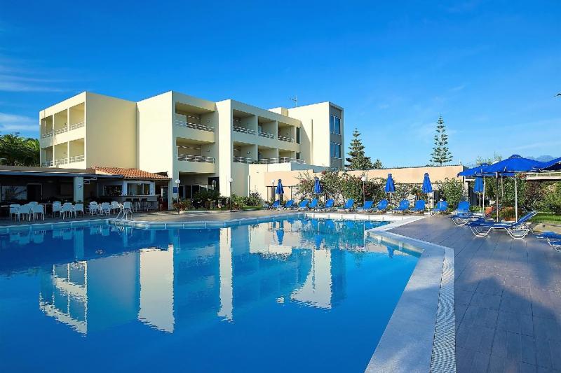 Kréta Agia Marina utazás Eleftheria Hotel