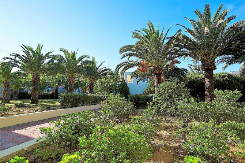 Kréta Agia Marina utazás Eleftheria Hotel