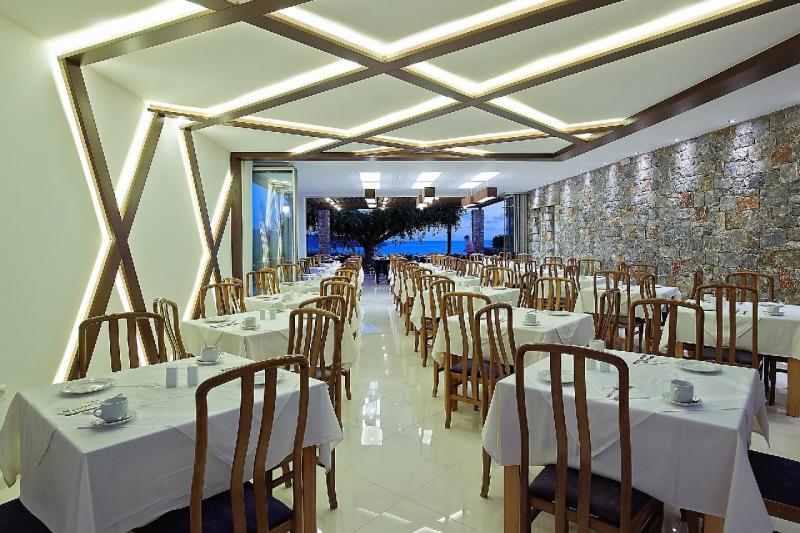 Kréta Agia Marina utazás Eleftheria Hotel