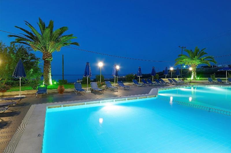 Kréta Agia Marina utazás Eleftheria Hotel