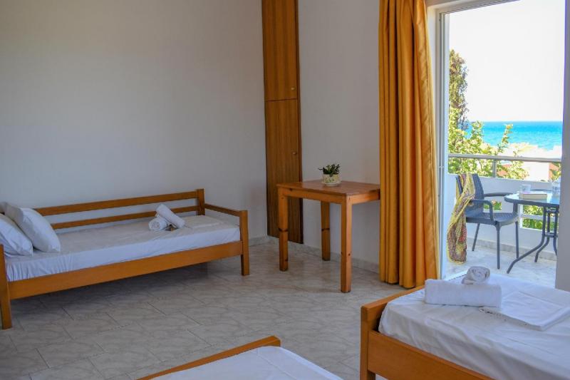 Kréta Agia Marina utazás Giannis Apartmanház