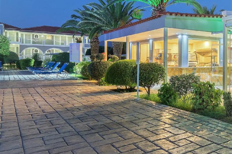 Zakynthos Kalamaki utazás Golden Sun Hotel