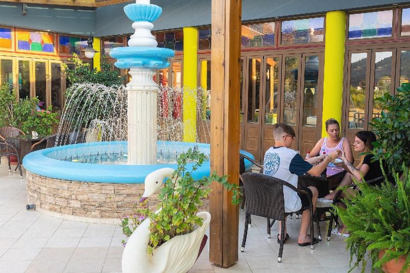 Rodosz Faliraki utazás Grecian Fantasia Hotel