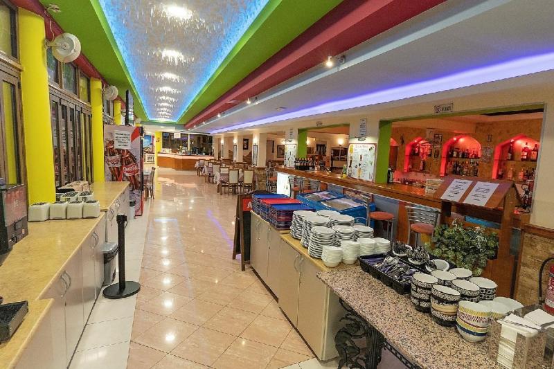 Rodosz Faliraki utazás Grecian Fantasia Hotel