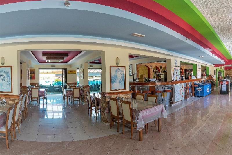 Rodosz Faliraki utazás Grecian Fantasia Hotel