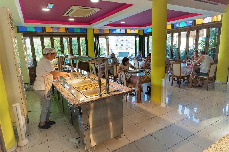 Rodosz Faliraki utazás Grecian Fantasia Hotel