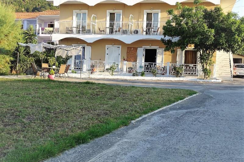 Zakynthos Argassi utazás Helena Apartmanház