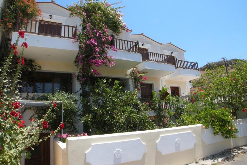 Karpathos Pigadia utazás Iliada Apartmanház